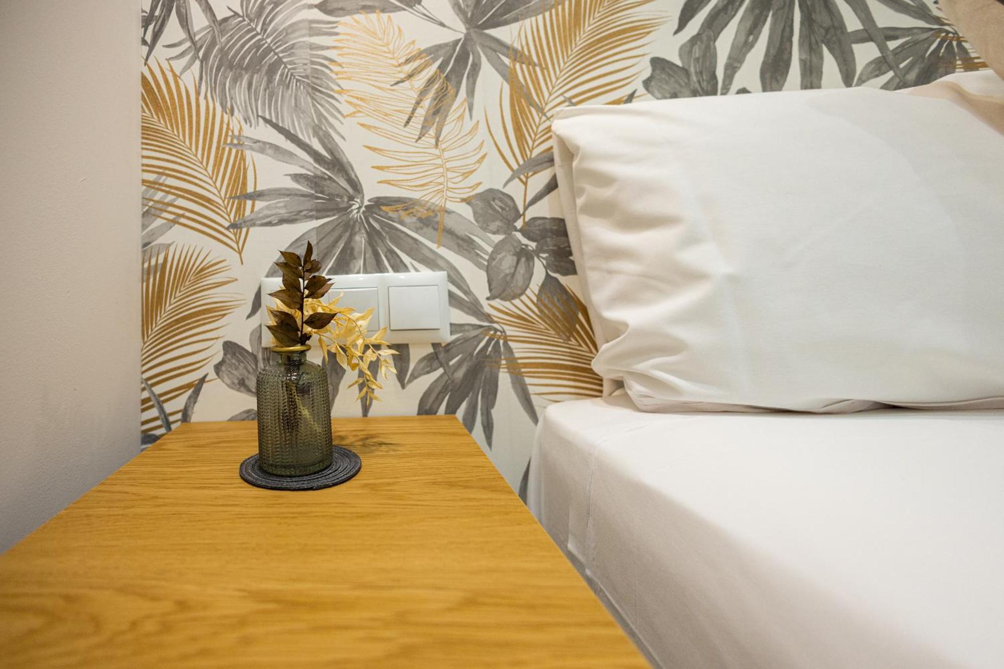 Florit Flats - The Serreria Rooms Valencia Buitenkant foto